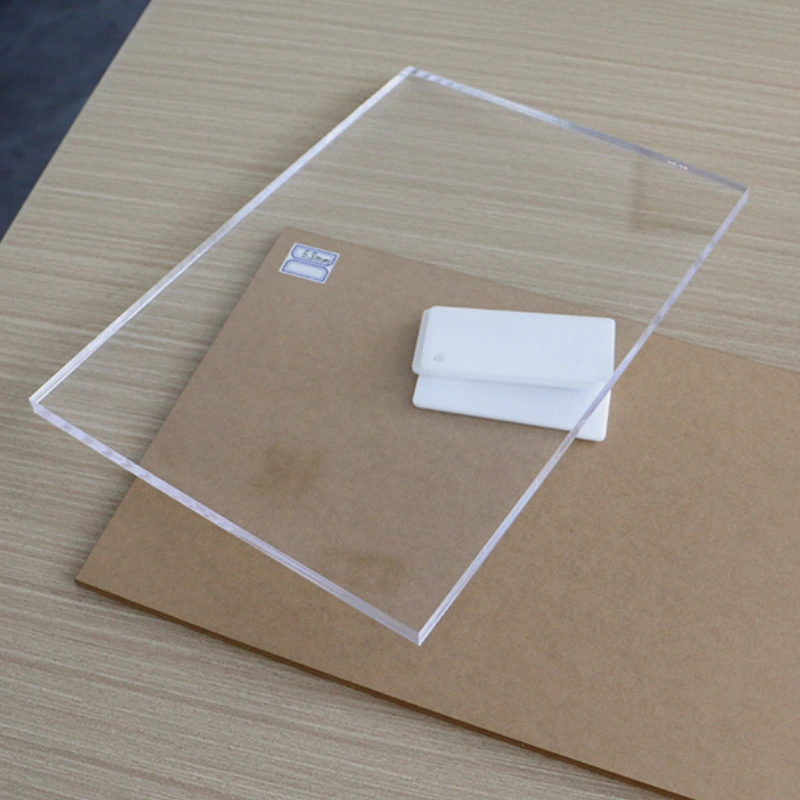 Feuille de plexiglas de 8 mm (2)