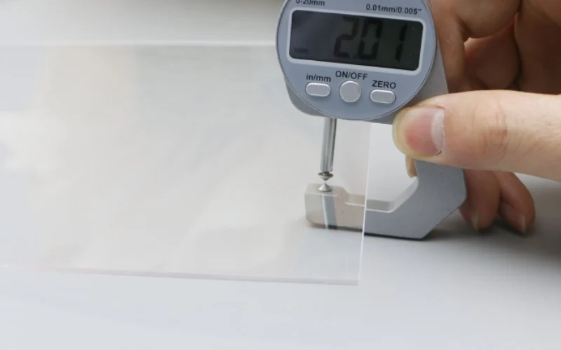 Lámina de metacrilato de 2 mm (2)