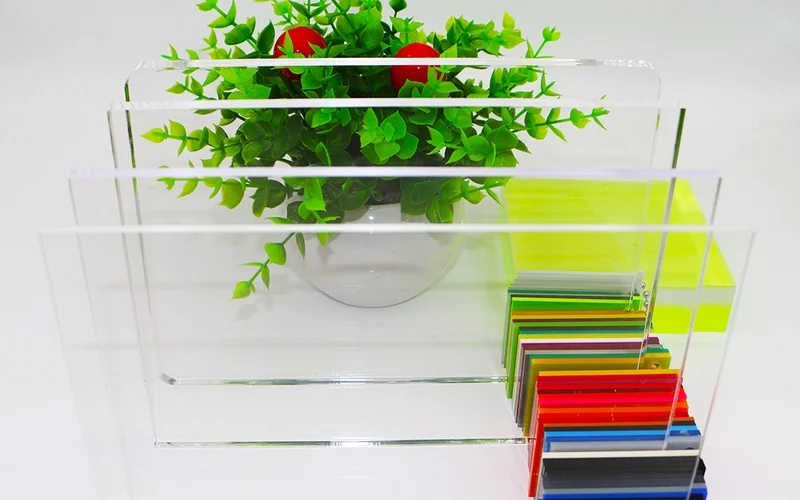 Plexiglass sheet (18)