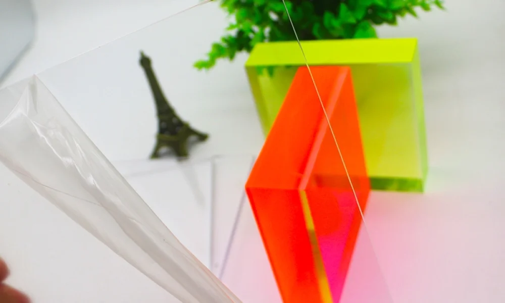 Feuille de plexiglas (19)